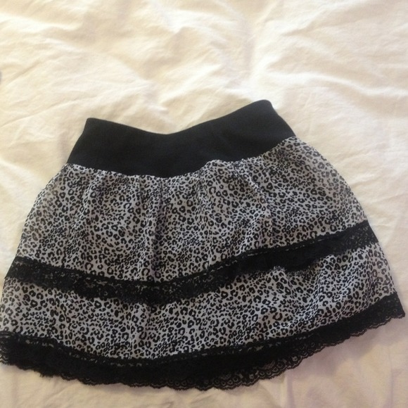 Cheetah and lace small skirt