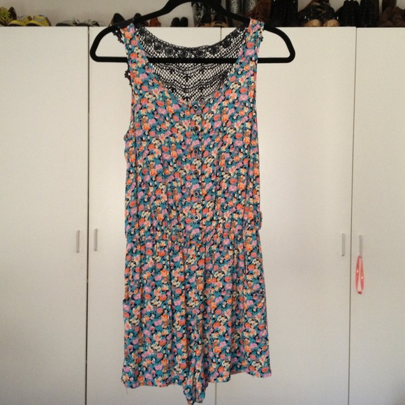 ❌SOLD❌Floral Romper with Crochet Detailing