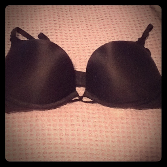 VS Ultimate Black Push-up Bra Traded!!!