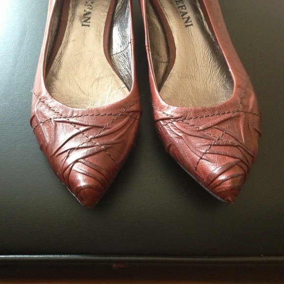 REDUCED Luca Stefani brown 2 inch heels - Picture 2 of 4