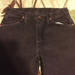 Men's wrangler jeans black. Only wore once