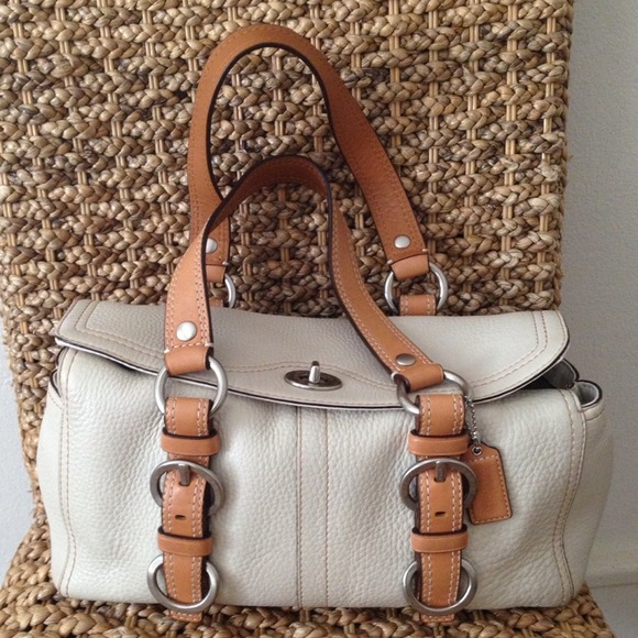 Reserved AJC...Coach Purse in White