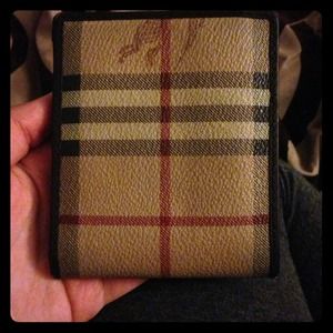 Burberry wallet