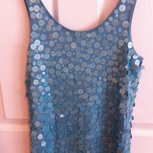 Blue dress size small. Never worn, extra sequins! - Picture 4 of 4