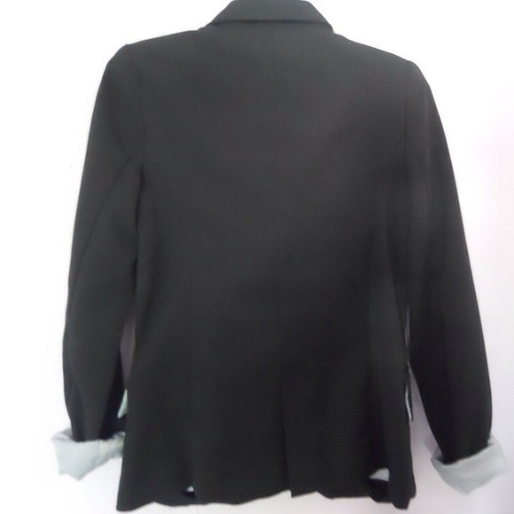 F21 Fitted Black Blazer - Picture 3 of 4