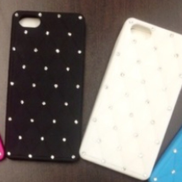 Bundle iPhone 5 silicon cases - Picture 1 of 1