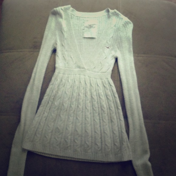 Hollister baby doll knit sweater