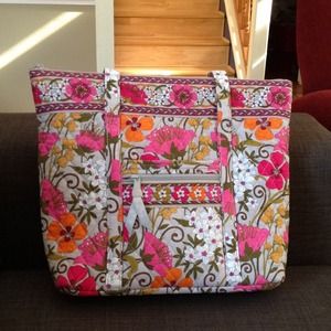 Vera Bradley Villager Tote in Tea Garden NWOT