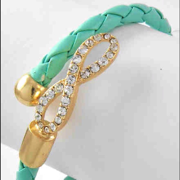 🚫SOLD🚫Mint and Gold Infinity Bangle