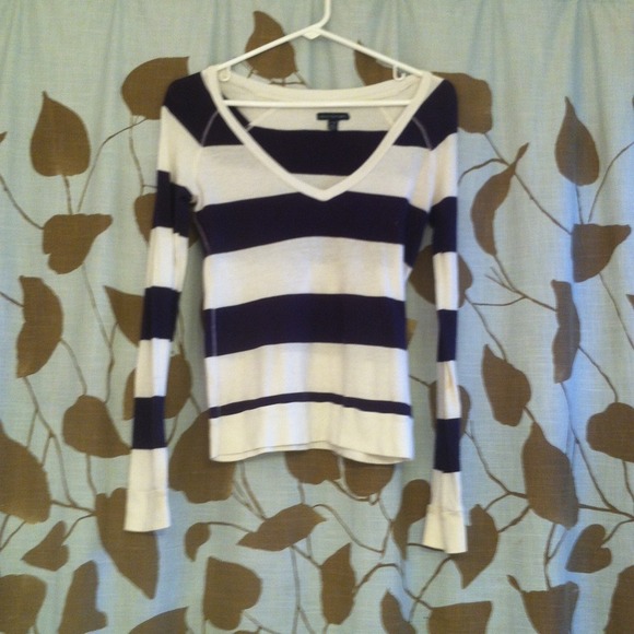 American Eagle Dark Purple Striped Long Sleeve - Picture 2 of 4