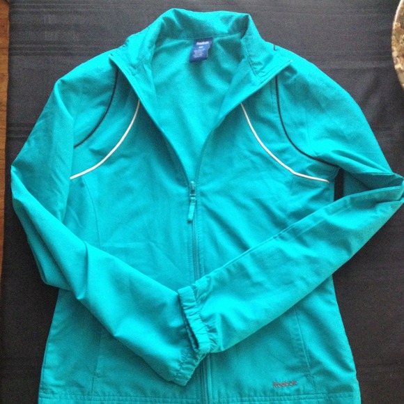 Sold bundled reebok fitted workout/running jacket