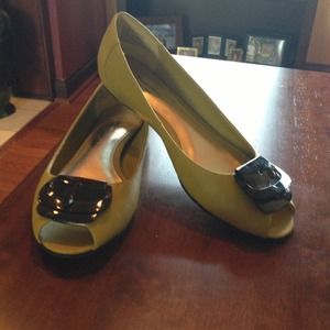 📛📛Traded! Vera Wang Dress Flats - black buckle