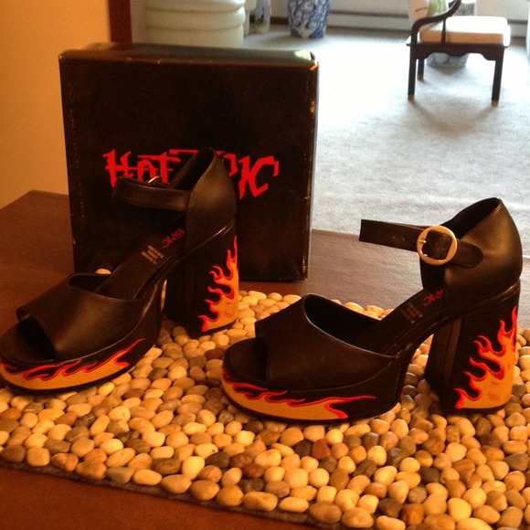 Hot sandals