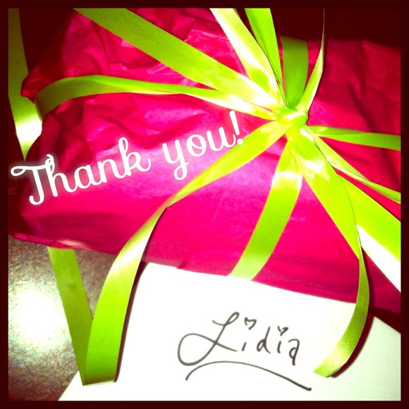 RAY-BAN Aviators Sold & Next Day Shipped! Thanks❤