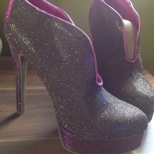 Chinese laundry 7.5  ankle boots