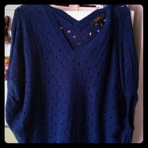 Jessica Simpson blue blouse.size large