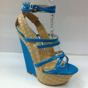 Fashion Wedges 🌟SOLD🌟