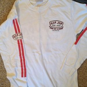 SOLD 🚫🚫🚫and world wides sportsman Tshirt