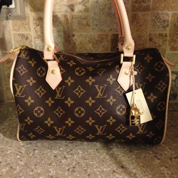 Louis Vuitton Speedy 30