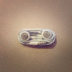 Apple iPOD/Phone Ear Buds