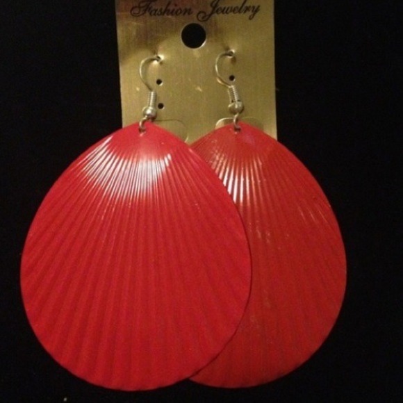 Red clam shaped earrings.