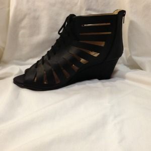 Bonnibel Black Wedged Sandal