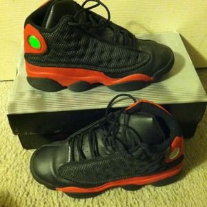 Jordan retro 13s black/red