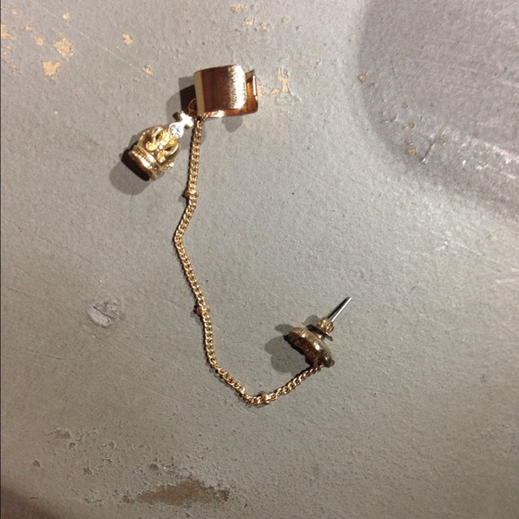 Stud Ear Cuff