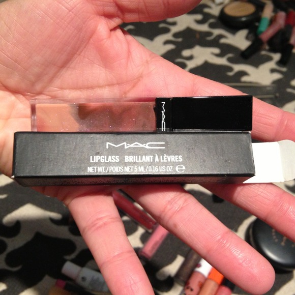 💢SOLD💢 MAC Lipgloss, Brand New