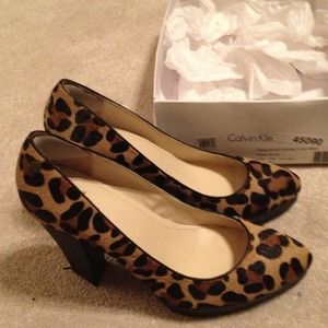 Calvin Klein Leopard Pony Print size 9 pumps.