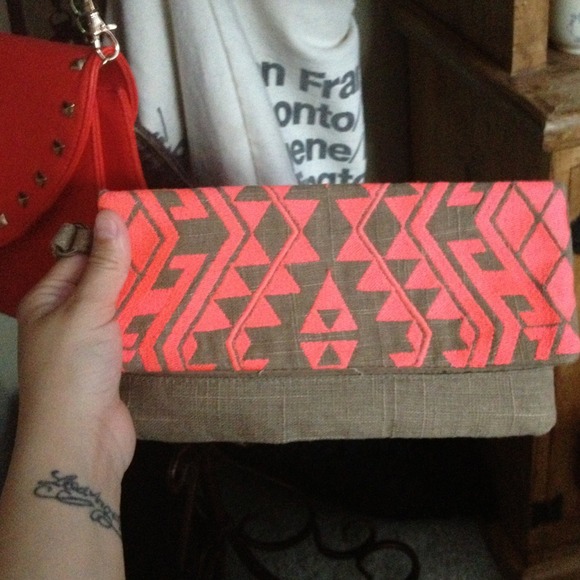 ❌SOLD❌Neon Tribal Clutch!