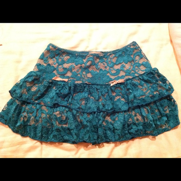 Forever 21 skirt