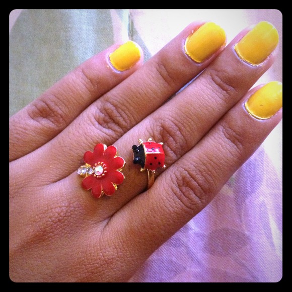 🌼🐞LadyBug and Flower Ring 🐞🌼