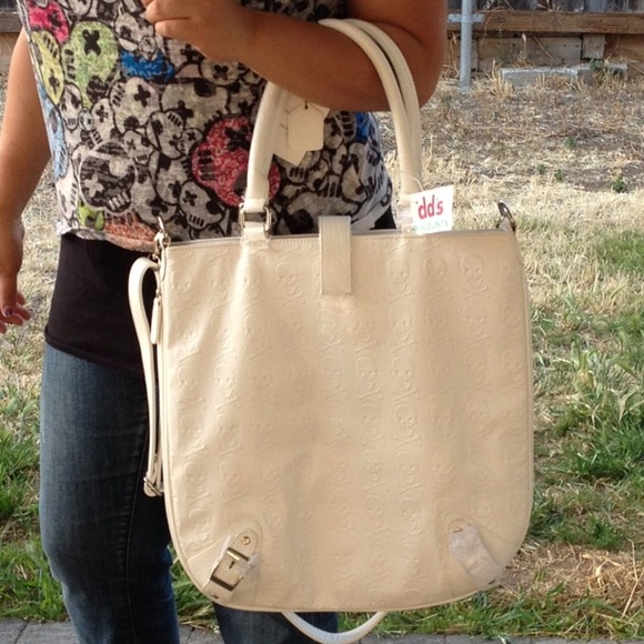 Handbags - White Skull Cross Body Purse
