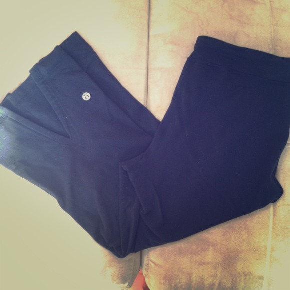 Lululemon Gather & Crow workout pants