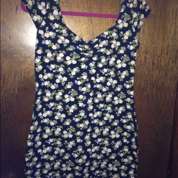*Sold* Floral mini dress