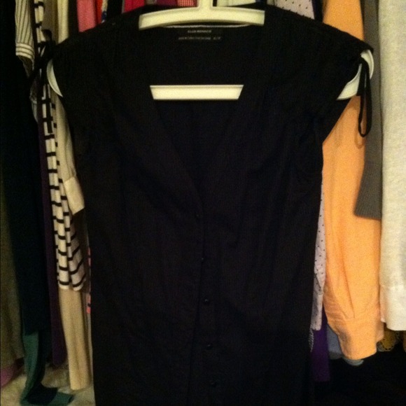 Club Monaco top