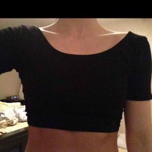 Black brandy melville crop shirt