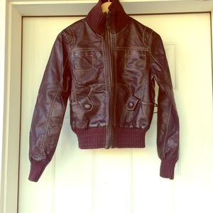 Leather bomber jacket, Plum