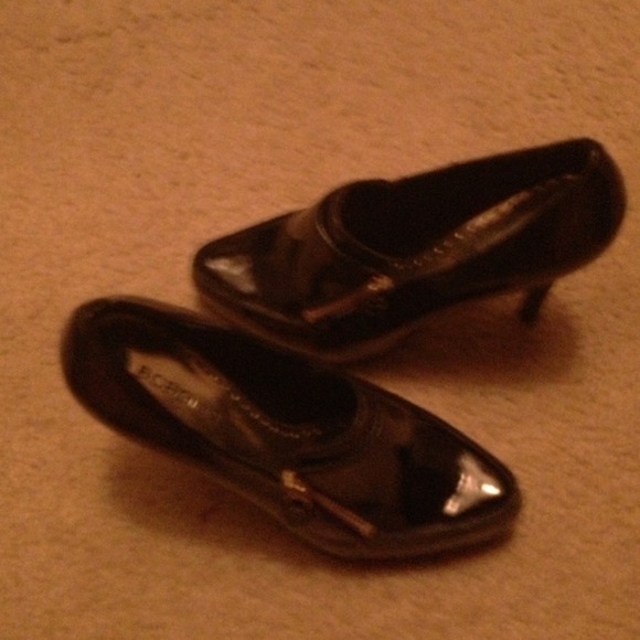 Original BCBGirls, size 8