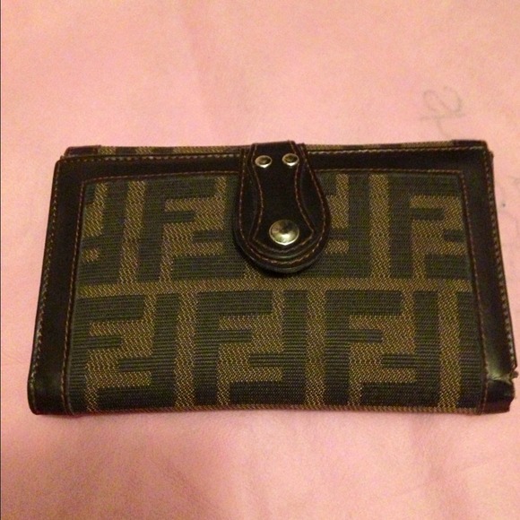 Fendi wallet