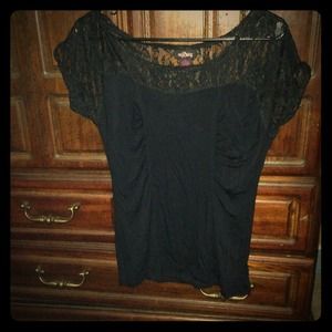 💋TRADED💋💥Black Sexy Lace Front & Back💥