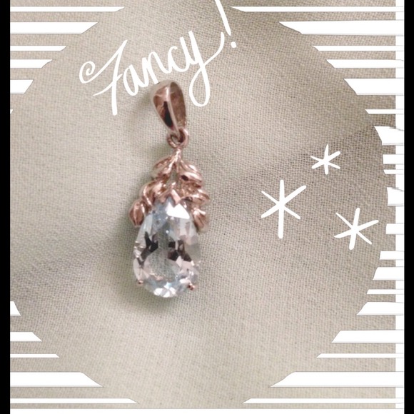 *BUNDLED*Sterling Silver Blue Topaz Pendant