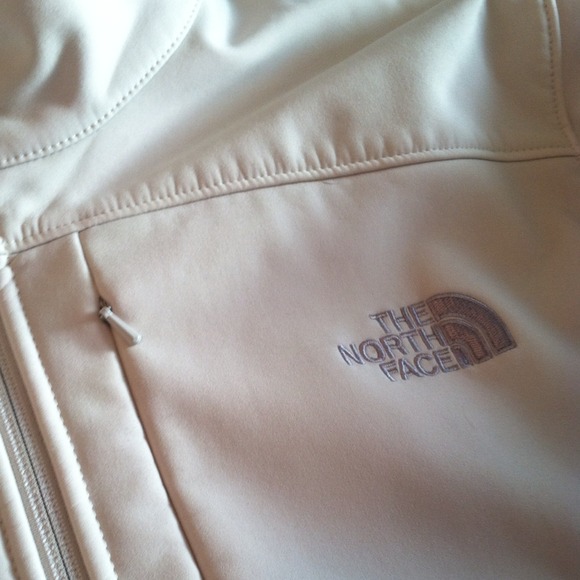 🌸🌺SOLD🌺🌸 The Northface Apex Bionic XL