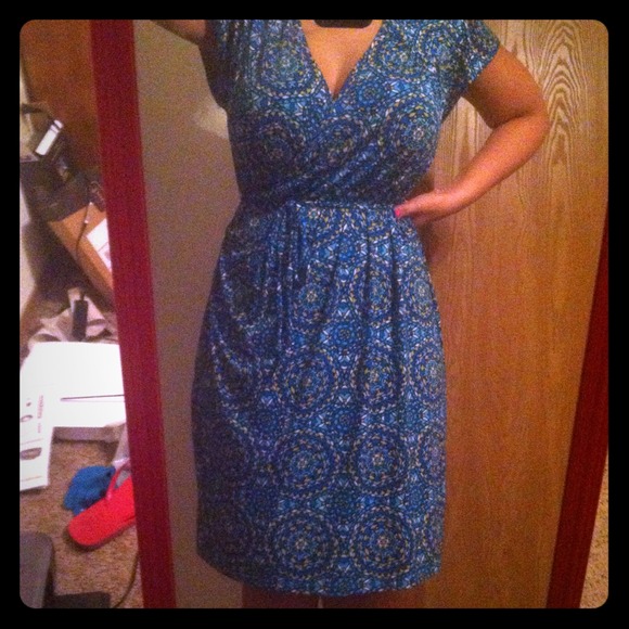 ✨Price REDUCED✨Wrap dress