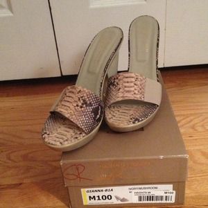 💋💋SOLD💋💋