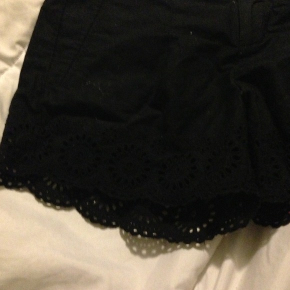 Black converse shorts - Picture 2 of 3