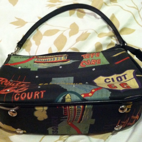 SOLD - Picture 4 of 4