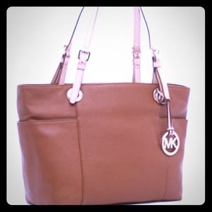 XL brown purse