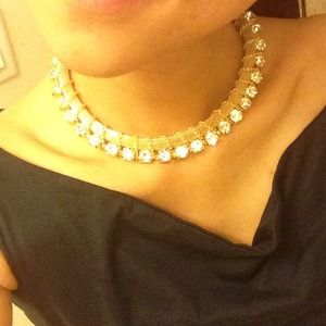 ⛔Reduced!⛔!Statement crystal necklace